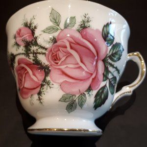Vintage Royal Vale Pink Cabbage roses Patt 7529